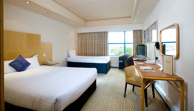 Park And Fly Gatwick Airport Hotels www.gatwickreservations.com